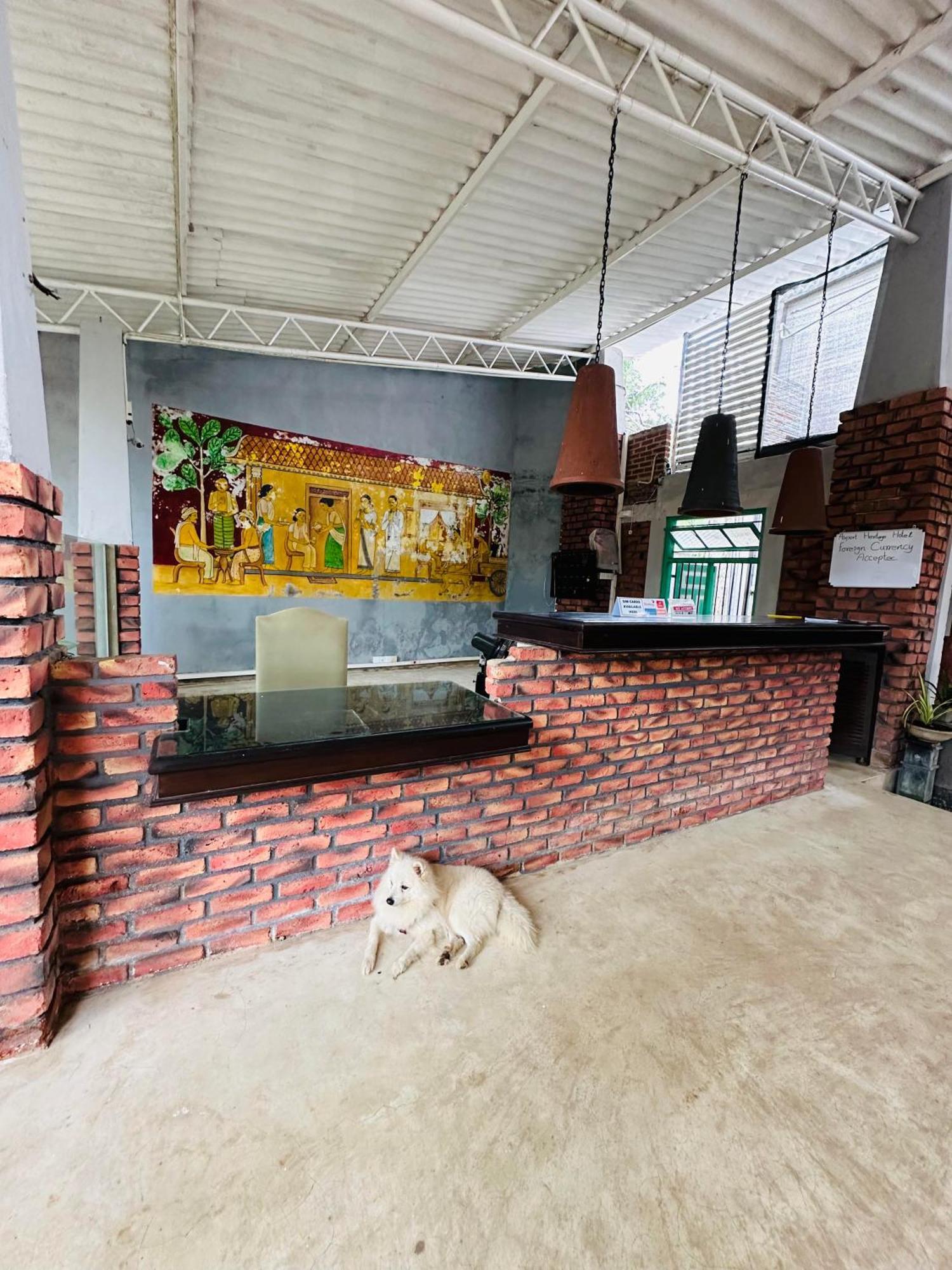 Lanka Bangla Inn Villas Restaurant & Travels Katunayaka Dış mekan fotoğraf