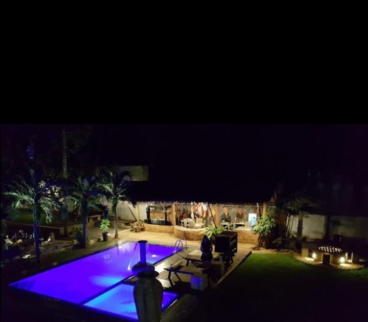 Lanka Bangla Inn Villas Restaurant & Travels Katunayaka Dış mekan fotoğraf
